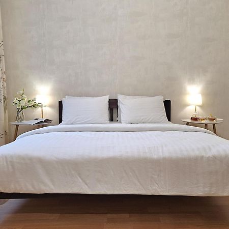 Однокімна Квартира Біля Каштанової Алеї У Центрі Полтави Мережа Alexapartments Документи Для Відряджень Безконтатне Заселення 24-7 Poltava Esterno foto