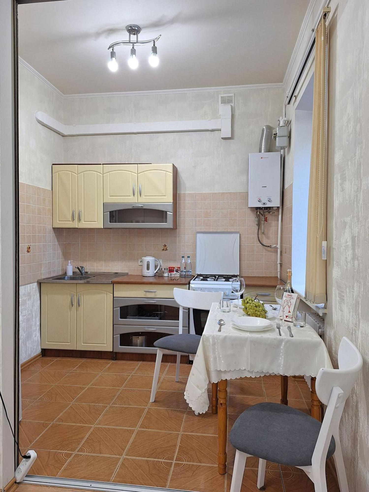 Однокімна Квартира Біля Каштанової Алеї У Центрі Полтави Мережа Alexapartments Документи Для Відряджень Безконтатне Заселення 24-7 Poltava Esterno foto