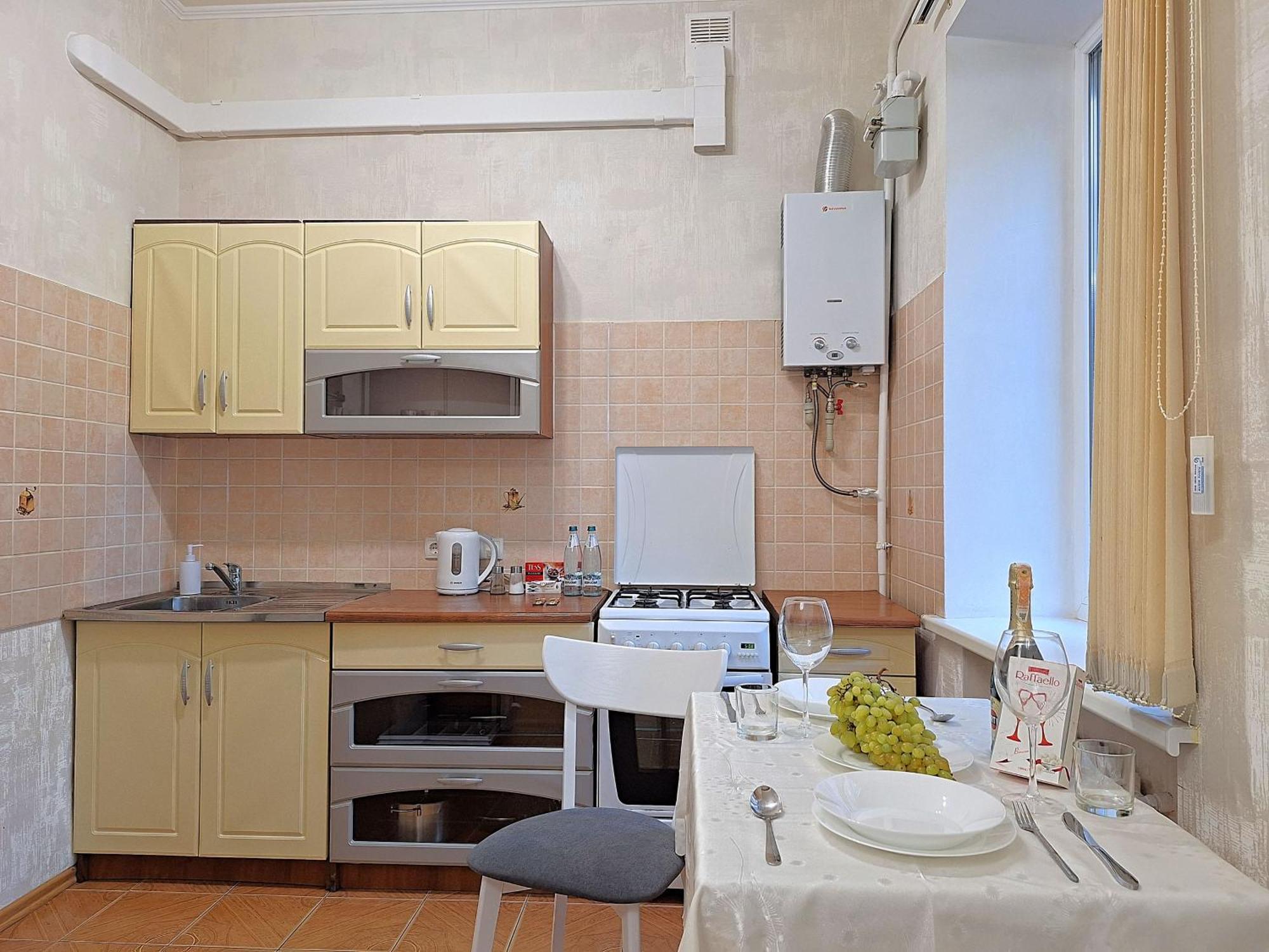 Однокімна Квартира Біля Каштанової Алеї У Центрі Полтави Мережа Alexapartments Документи Для Відряджень Безконтатне Заселення 24-7 Poltava Esterno foto