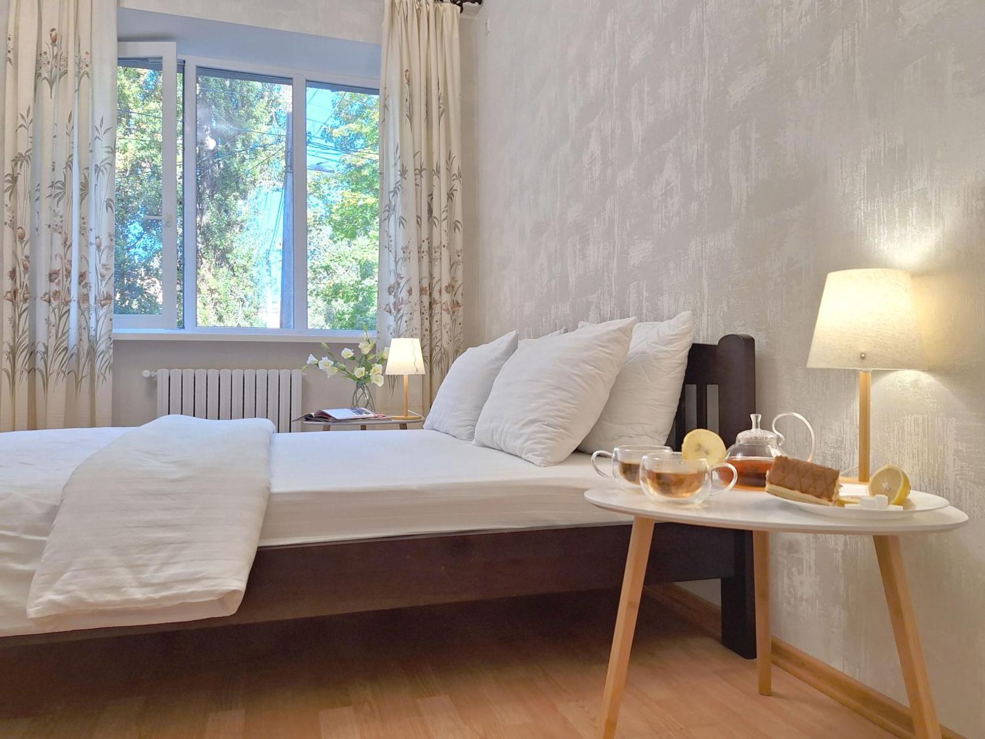 Однокімна Квартира Біля Каштанової Алеї У Центрі Полтави Мережа Alexapartments Документи Для Відряджень Безконтатне Заселення 24-7 Poltava Esterno foto