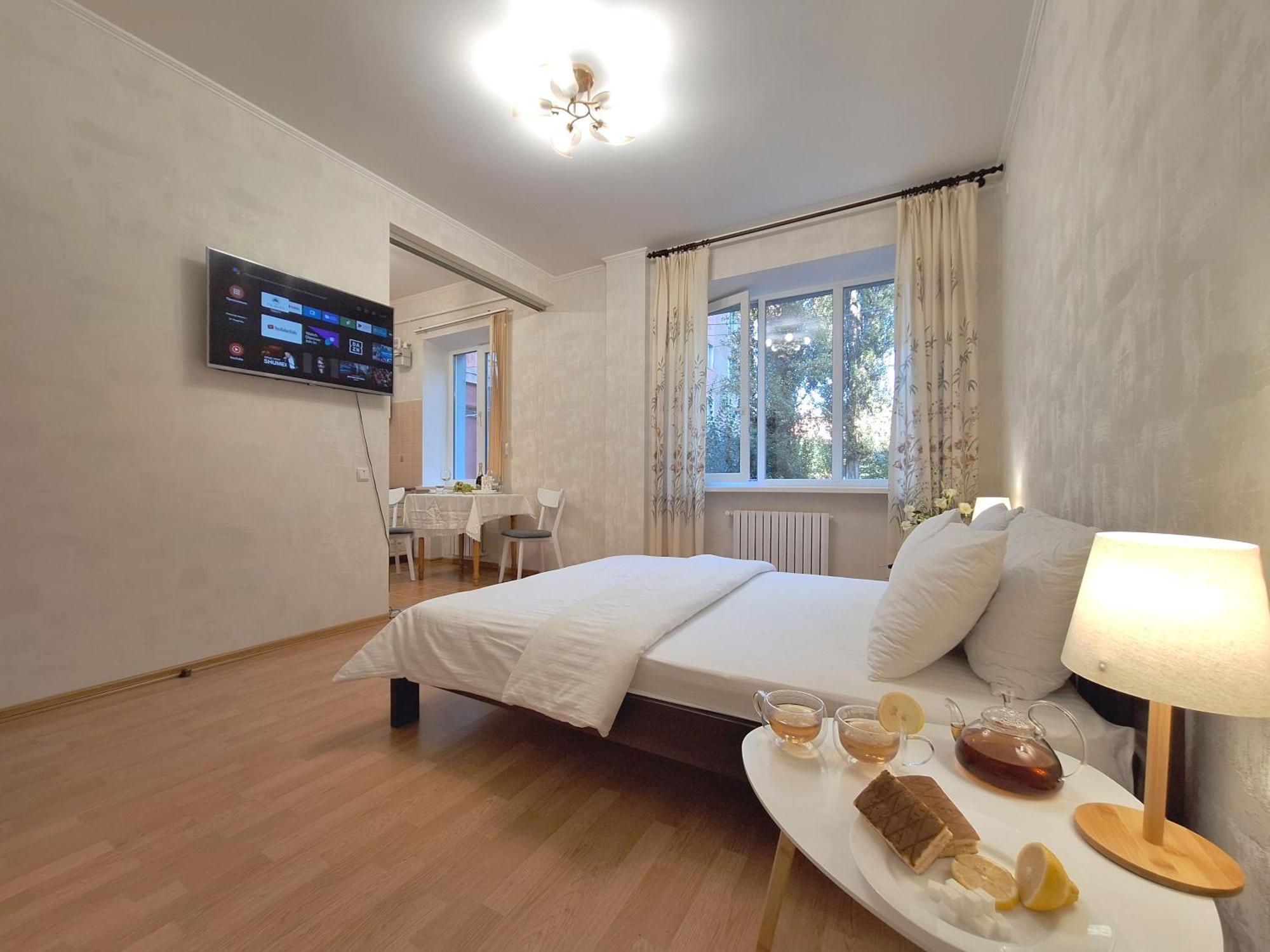 Однокімна Квартира Біля Каштанової Алеї У Центрі Полтави Мережа Alexapartments Документи Для Відряджень Безконтатне Заселення 24-7 Poltava Esterno foto